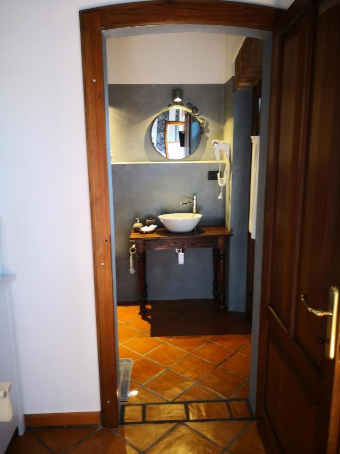 B&B Il Martin Pescatore Bagnolo San Vito ภายนอก รูปภาพ