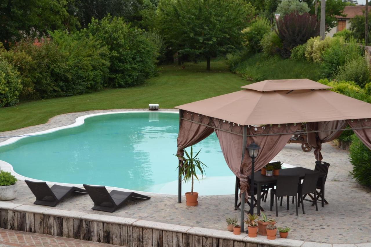B&B Il Martin Pescatore Bagnolo San Vito ภายนอก รูปภาพ